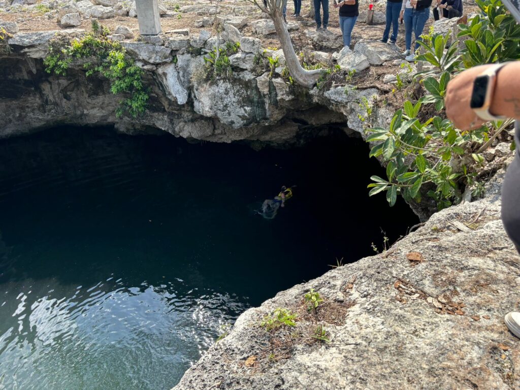 Hermoso Cenote en Cenotes de San Anselmo