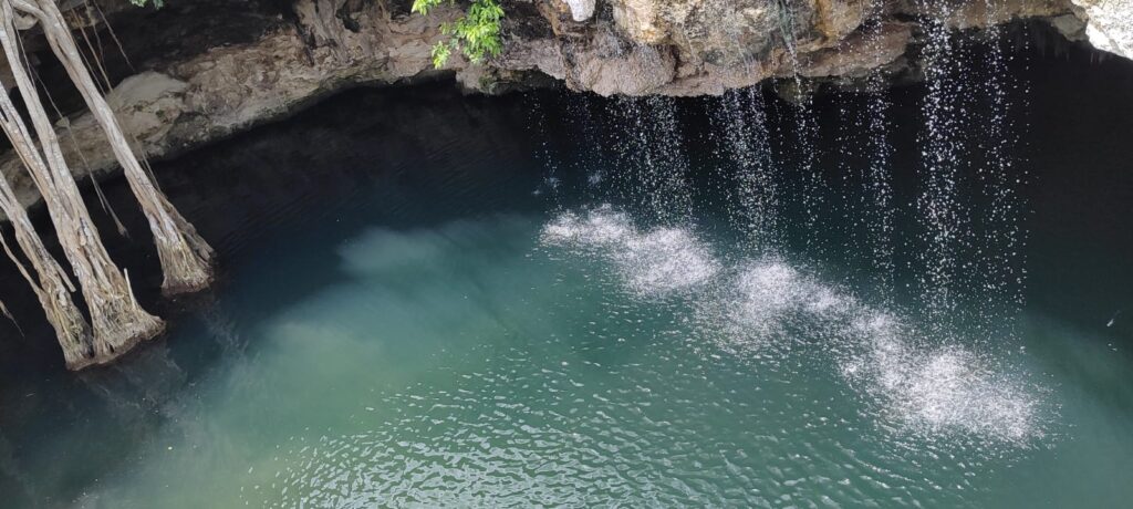 Hermoso Cenote en Cenotes de San Anselmo